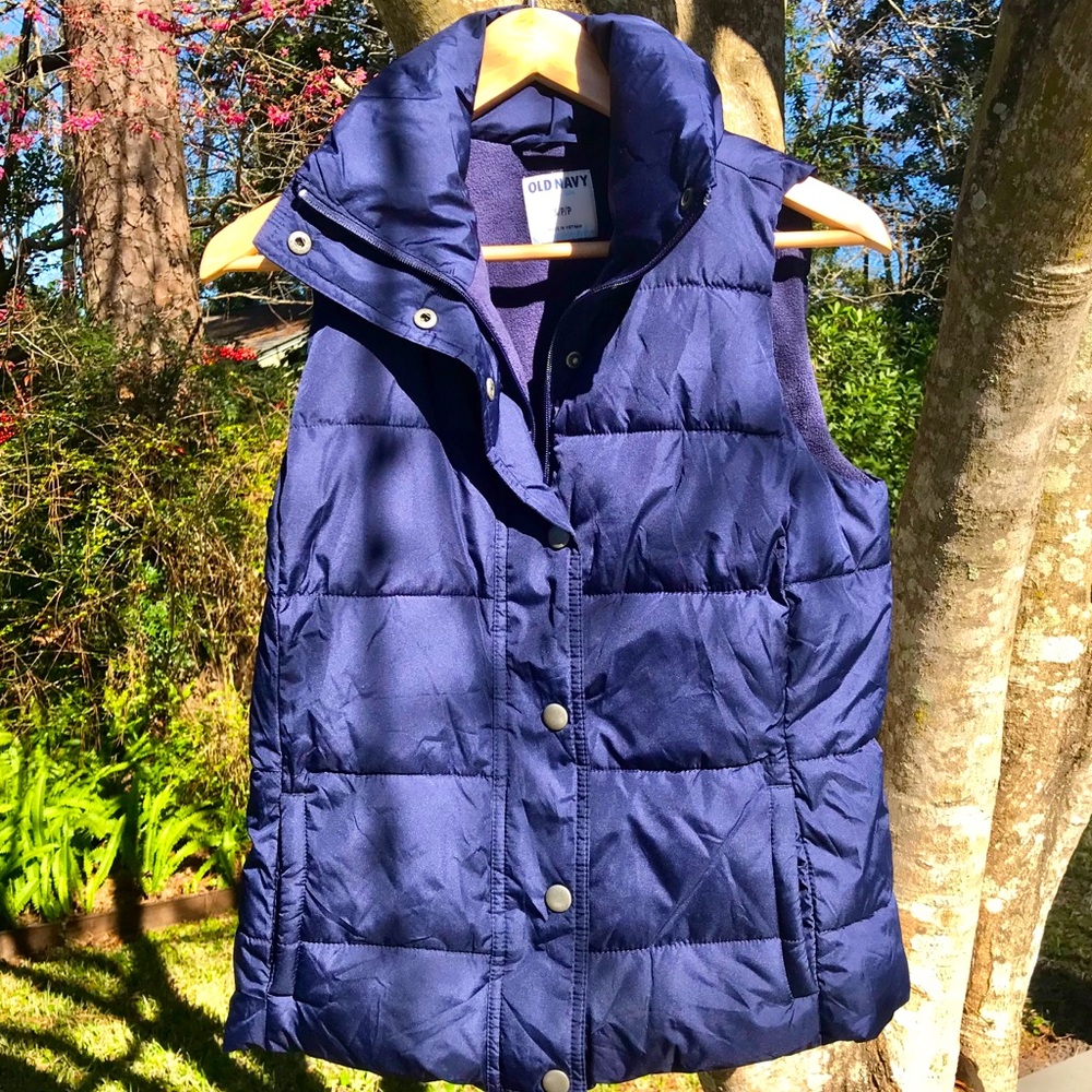 Old Navy Puffer Vest